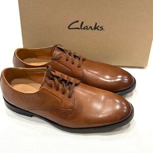 CLARKS MEN'S RONNIE WALK COLOR BRITISH TAN LEATHER  SHOES SIZE 8.5 ONLY